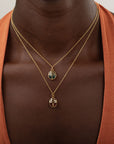 Collar de Mineral con Escarabajo