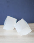 Cubo de Selenita – Luz, Protección y Claridad