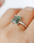 Anillo de Ágata Musgosa en Plata – Armonía, Crecimiento y Conexión con la Naturaleza