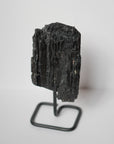 Turmalina Negra Grande en Base de Metal – Protección, Enraizamiento y Fuerza