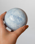 Esfera de Calcita Azul – Calma, Comunicación y Armonía