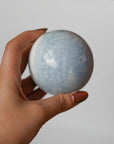 Esfera de Calcita Azul – Calma, Comunicación y Armonía