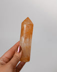 Punta de Cuarzo Golden Healer – Sanación, Energía y Luz Interior