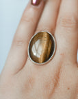 Anillo de Plata con Ojo de Tigre – Protección, Confianza y Fuerza Personal