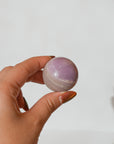 Esfera de Fluorita Seda – Calma, Claridad y Armonía Interior