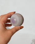 Esfera de Fluorita Seda – Calma, Claridad y Armonía Interior