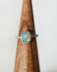 Anillo de Ópalo en Plata – Intuición, Creatividad y Energía Mágica