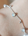 Collar de Plata con Piedra Luna – Intuición, Magia y Energía Lunar