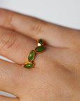 Anillo de Jade Bañado en Oro Ajustable