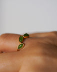 Anillo de Jade Bañado en Oro Ajustable