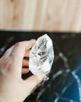 Cuarzo Cristal Facetado – Claridad, Energía y Amplificación