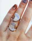 Anillo Luna de Piedra Luna – Intuición, Ciclos y Magia Femenina