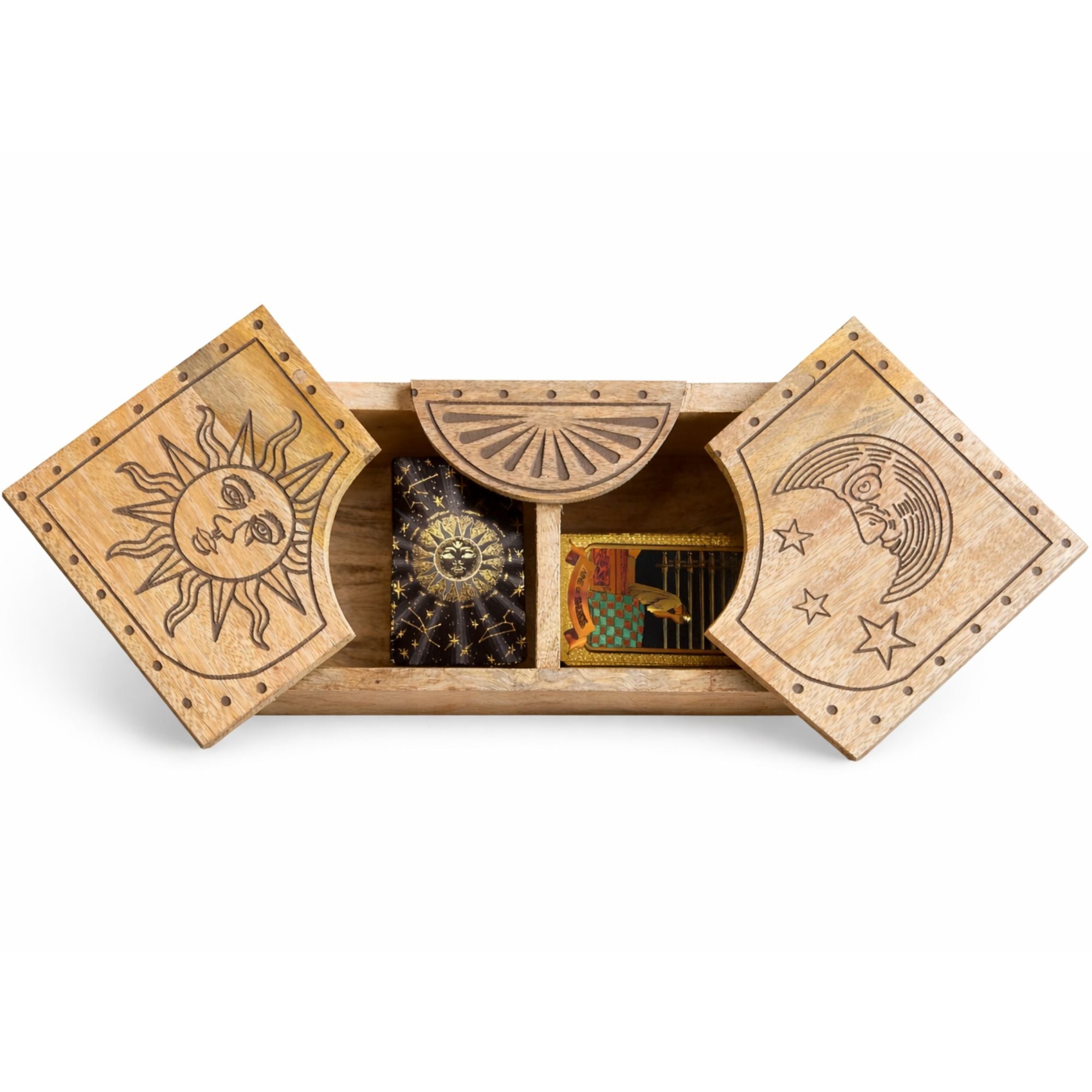 Caja Deslizante Tallada – Diseño de Sol y Luna