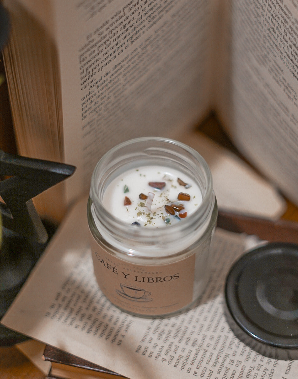 Vela café y libros