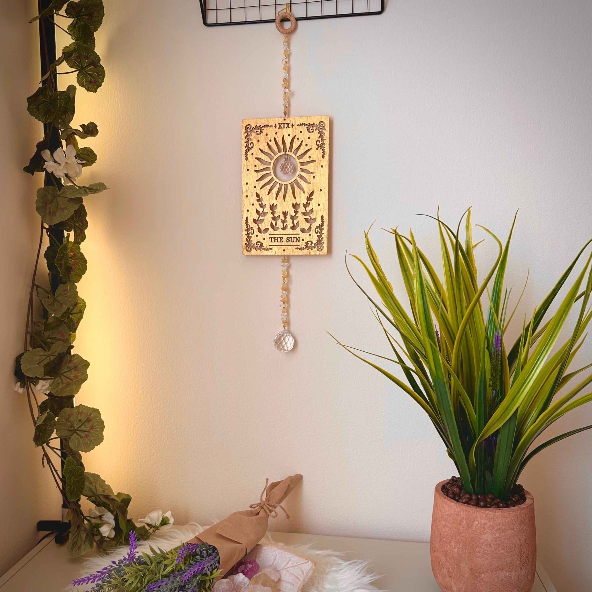 The Sun - Atrapasoles de tarot de madera