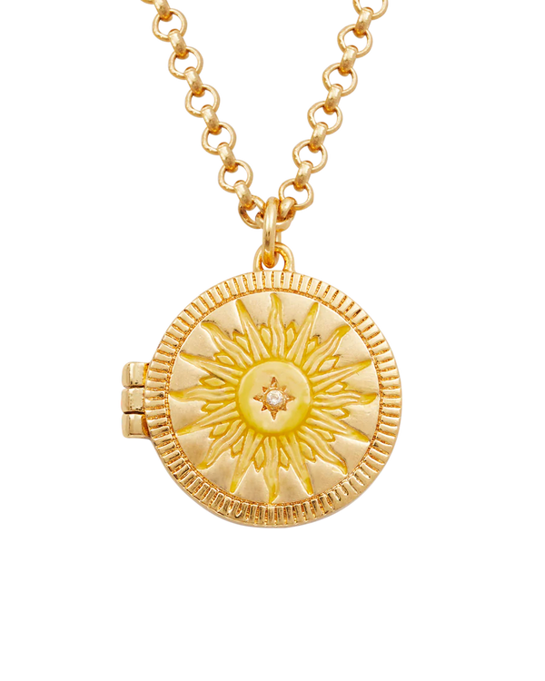 Collar con reliquiario dorado de sol