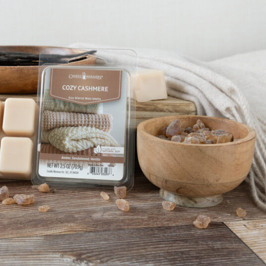 Cera aromática de cachemira acogedora clásica 70 g