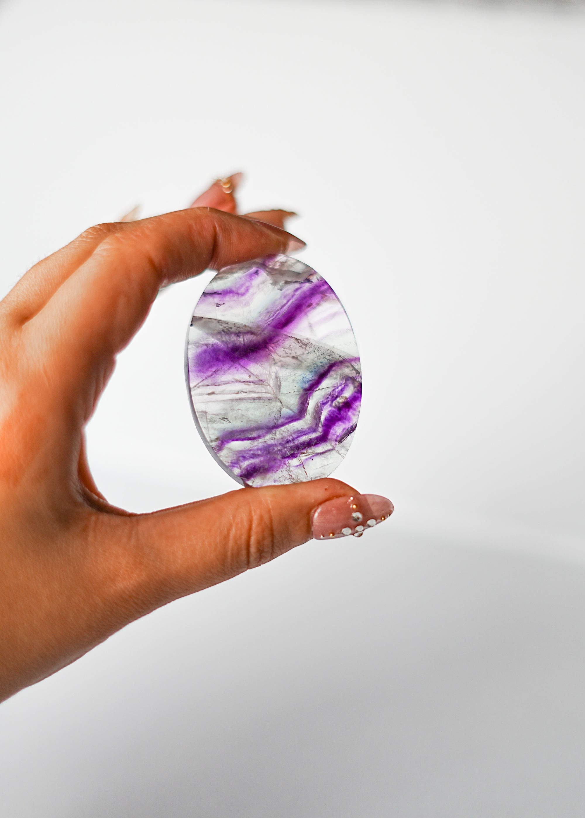Palmstone de Fluorita Calidad Extra – Protección, Claridad y Equilibrio