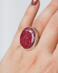 Anillo de Plata con Rubí – Pasión, Valentía y Energía Vital