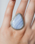 Anillo de Plata con Calcedonia – Serenidad, Comunicación y Confianza