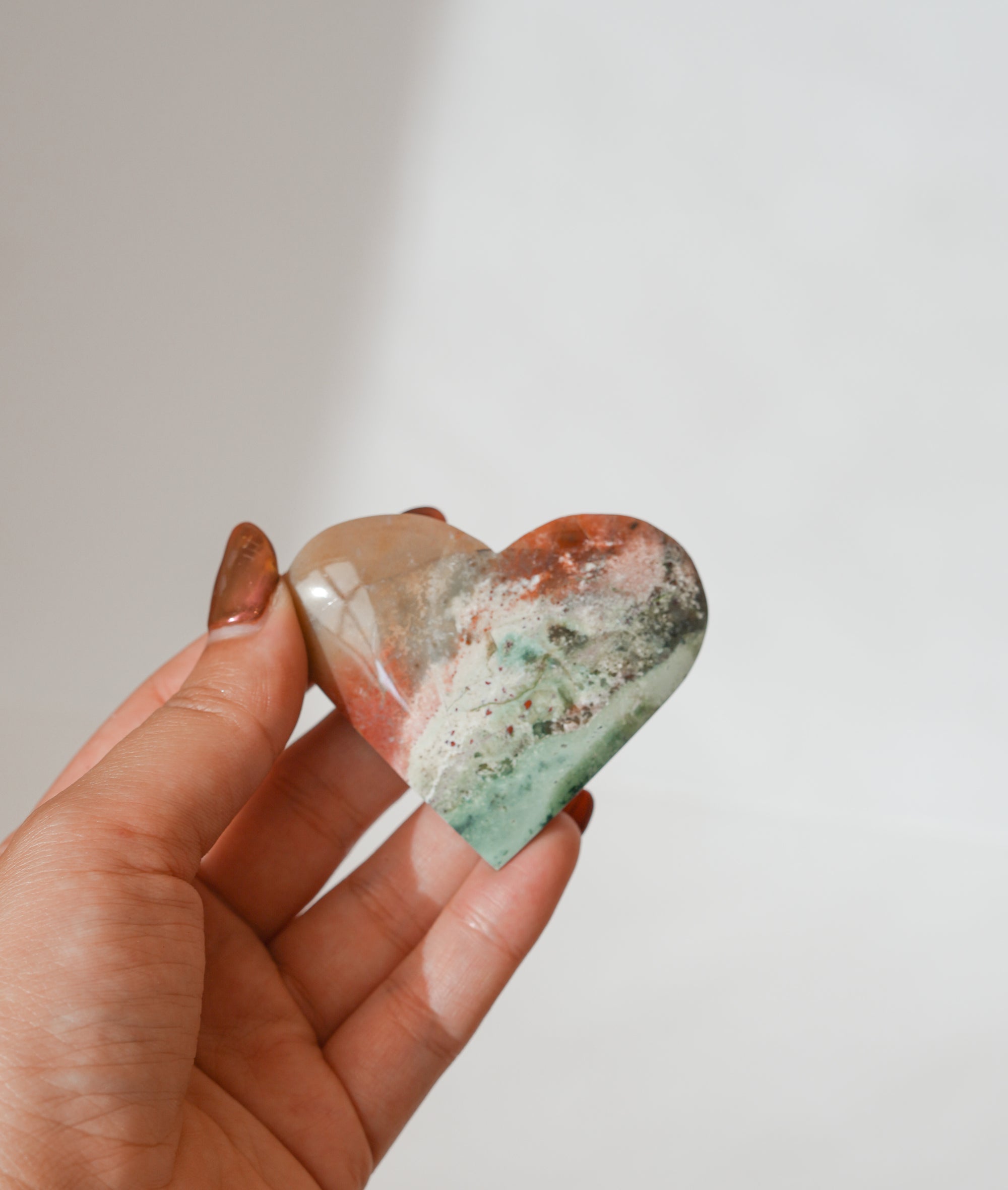 Corazón de Jaspe Unicornio – Alegría, Equilibrio y Creatividad