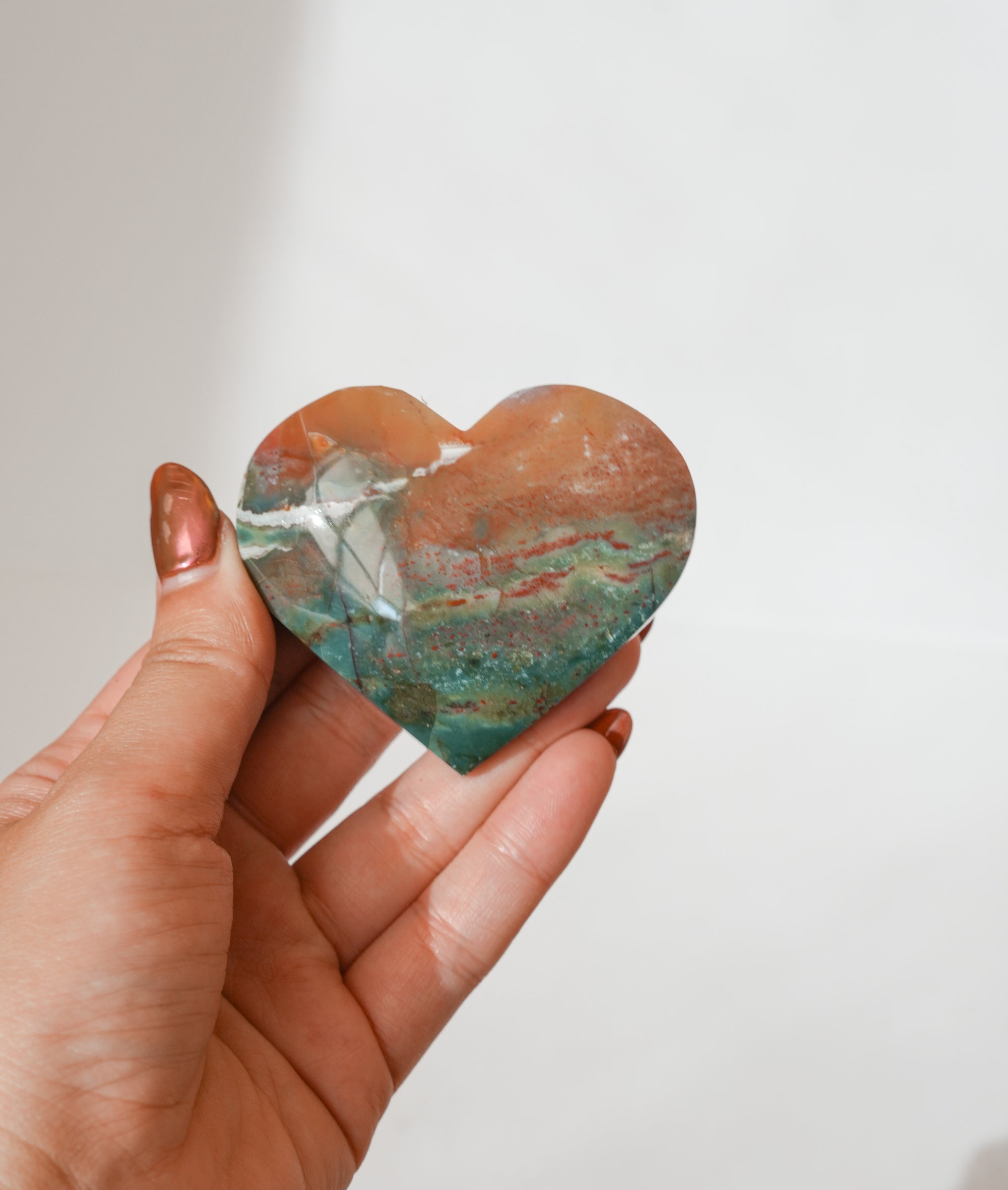 Corazón de Jaspe Unicornio – Alegría, Equilibrio y Creatividad