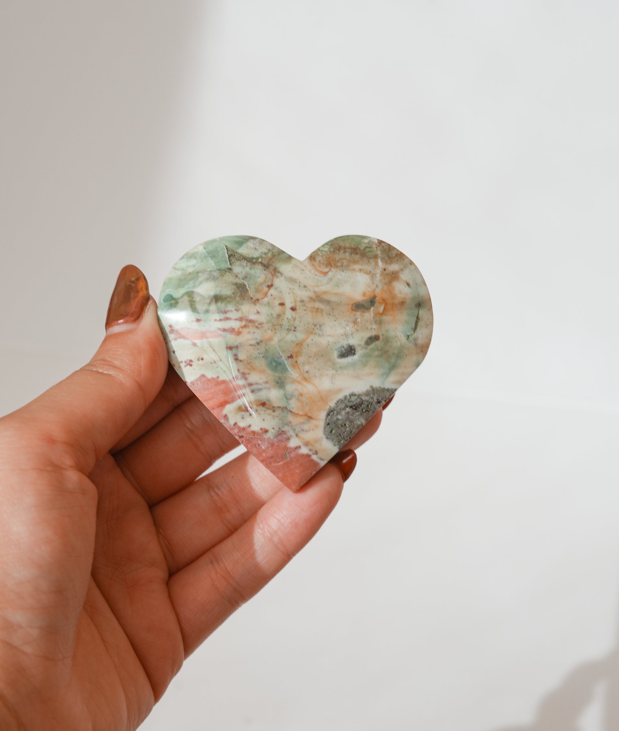 Corazón de Jaspe Unicornio – Alegría, Equilibrio y Creatividad