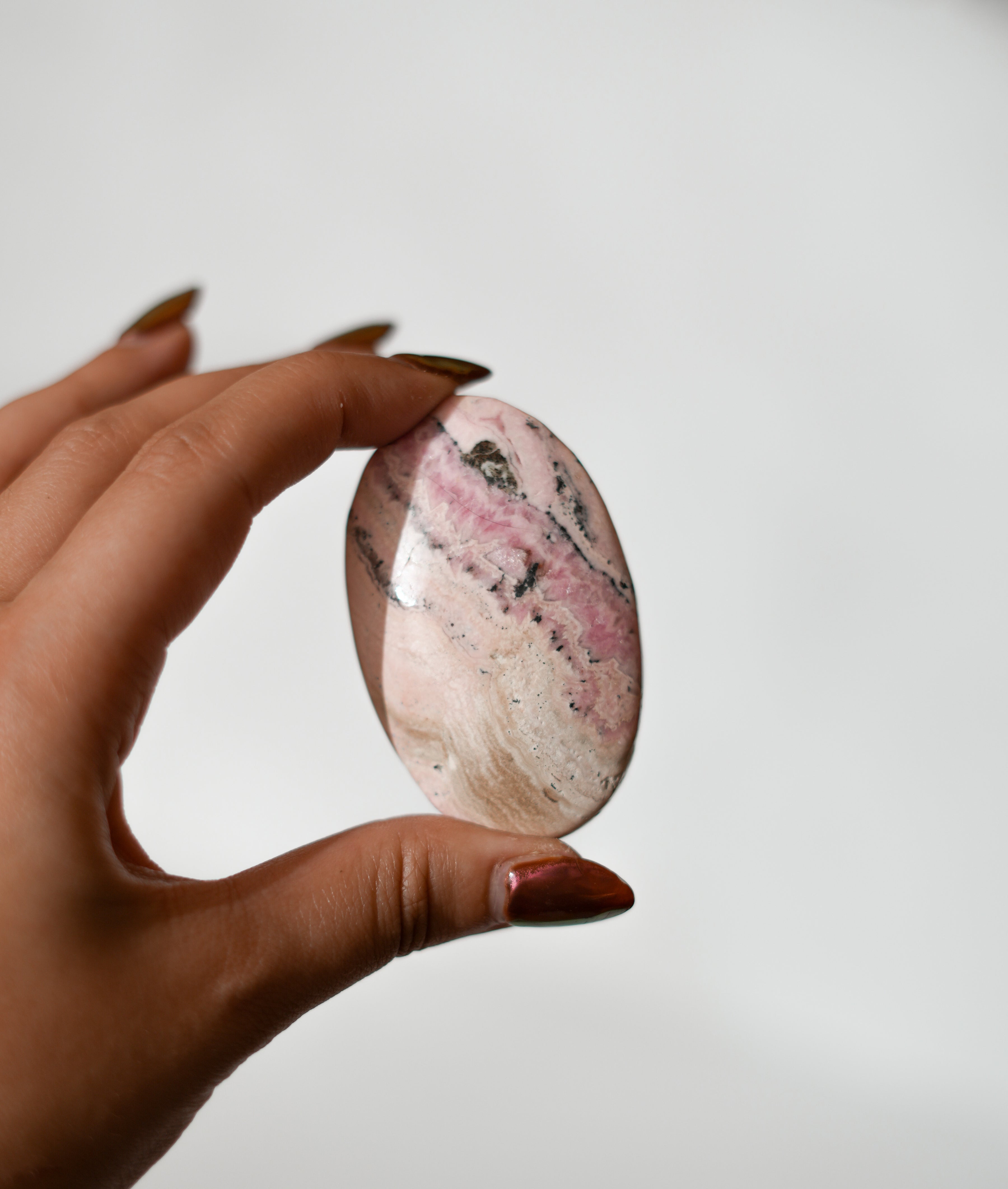 Palmstone de Rodocrosita – Amor, Sanación y Armonía