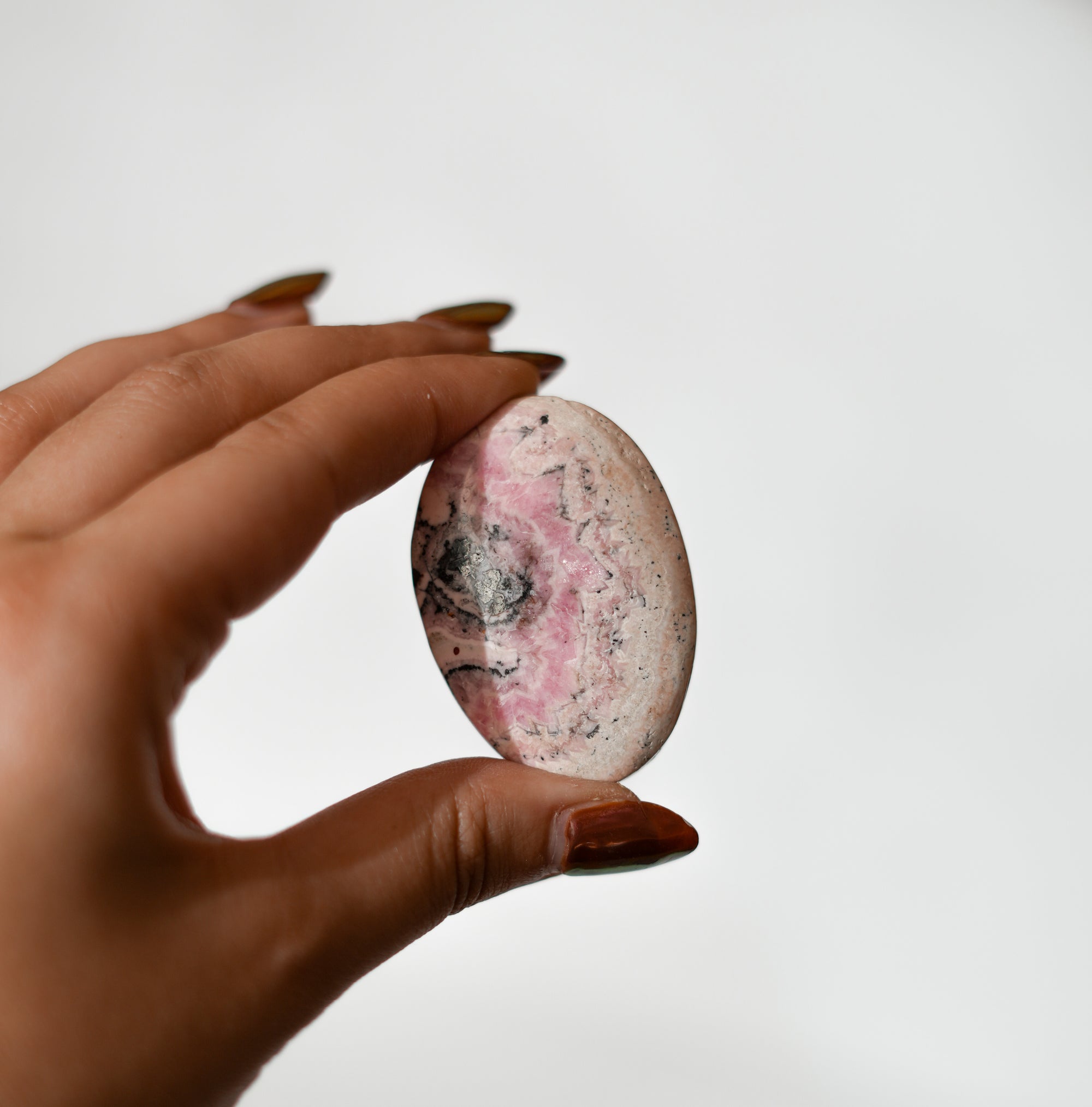 Palmstone de Rodocrosita – Amor, Sanación y Armonía