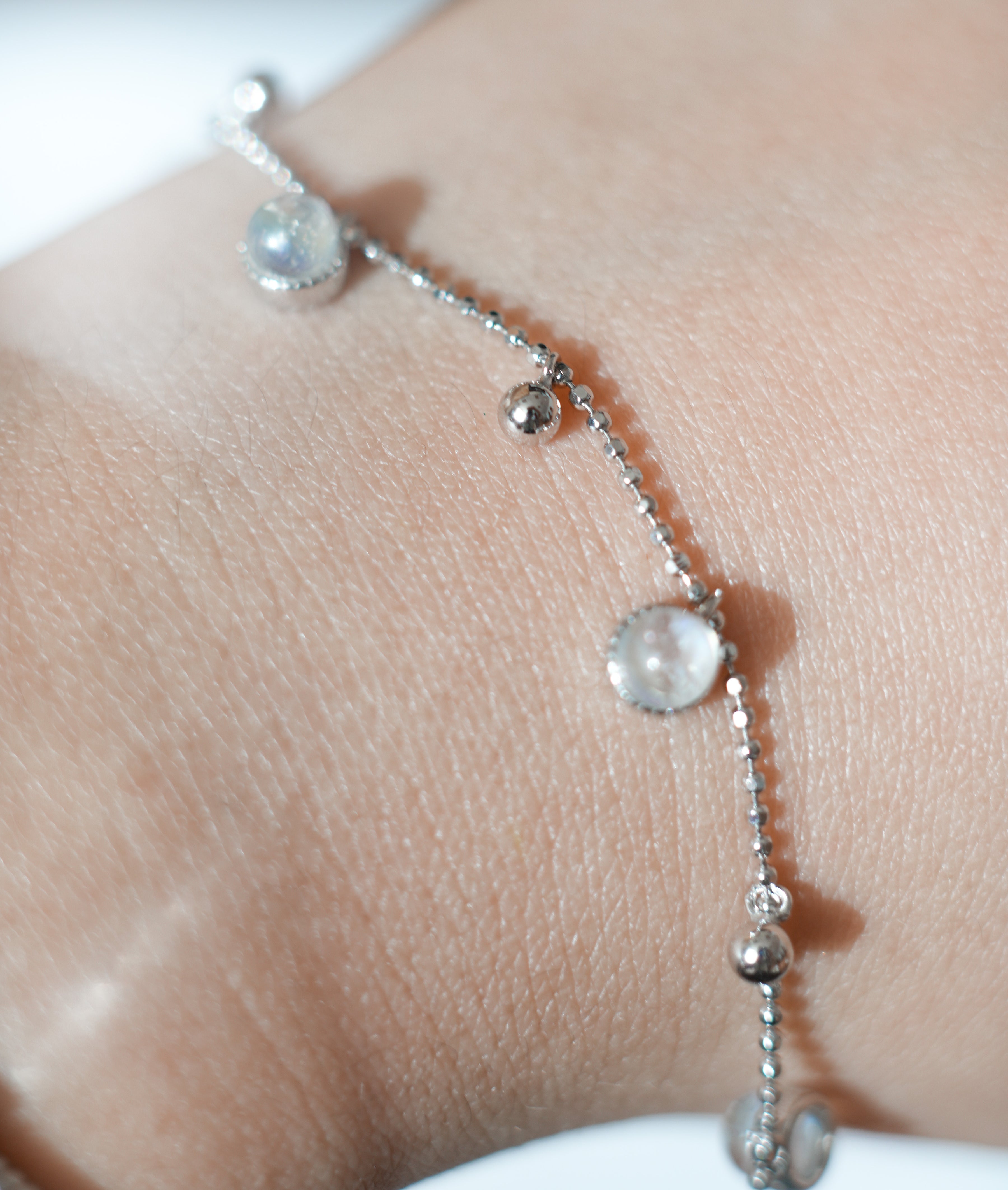 Collar de Plata con Piedra Luna – Intuición, Magia y Energía Lunar