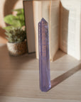 Punta de Fluorita Morada – Intuición, Calma y Claridad Mental