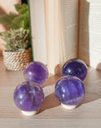 Esfera de Fluorita Morada – Calma, Intuición y Claridad Espiritual