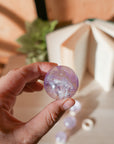 Esfera de Amatista – Calma, Protección y Sabiduría Interior