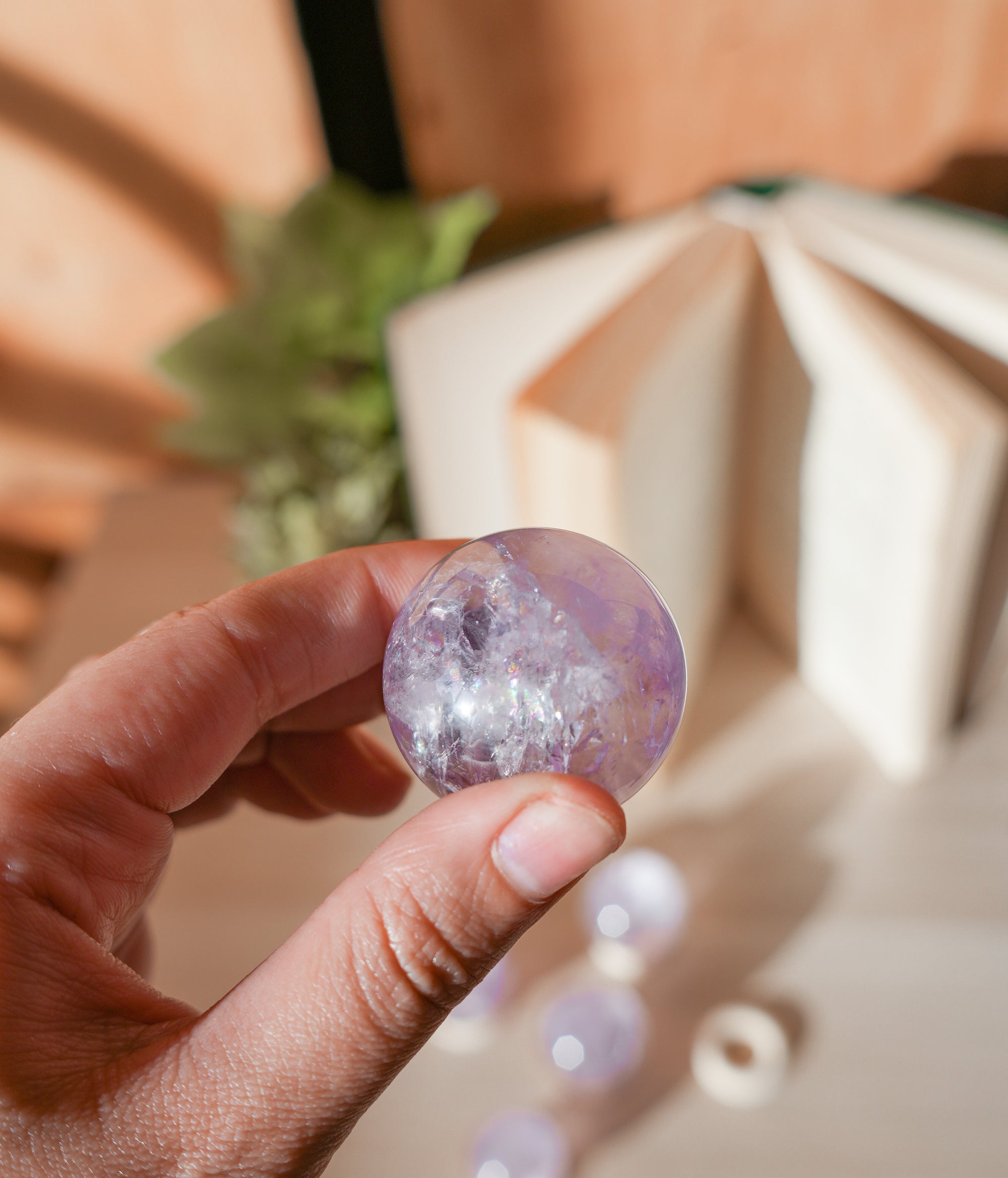 Esfera de Amatista – Calma, Protección y Sabiduría Interior