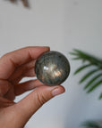 Esfera de Labradorita – Protección, Magia y Despertar Espiritual