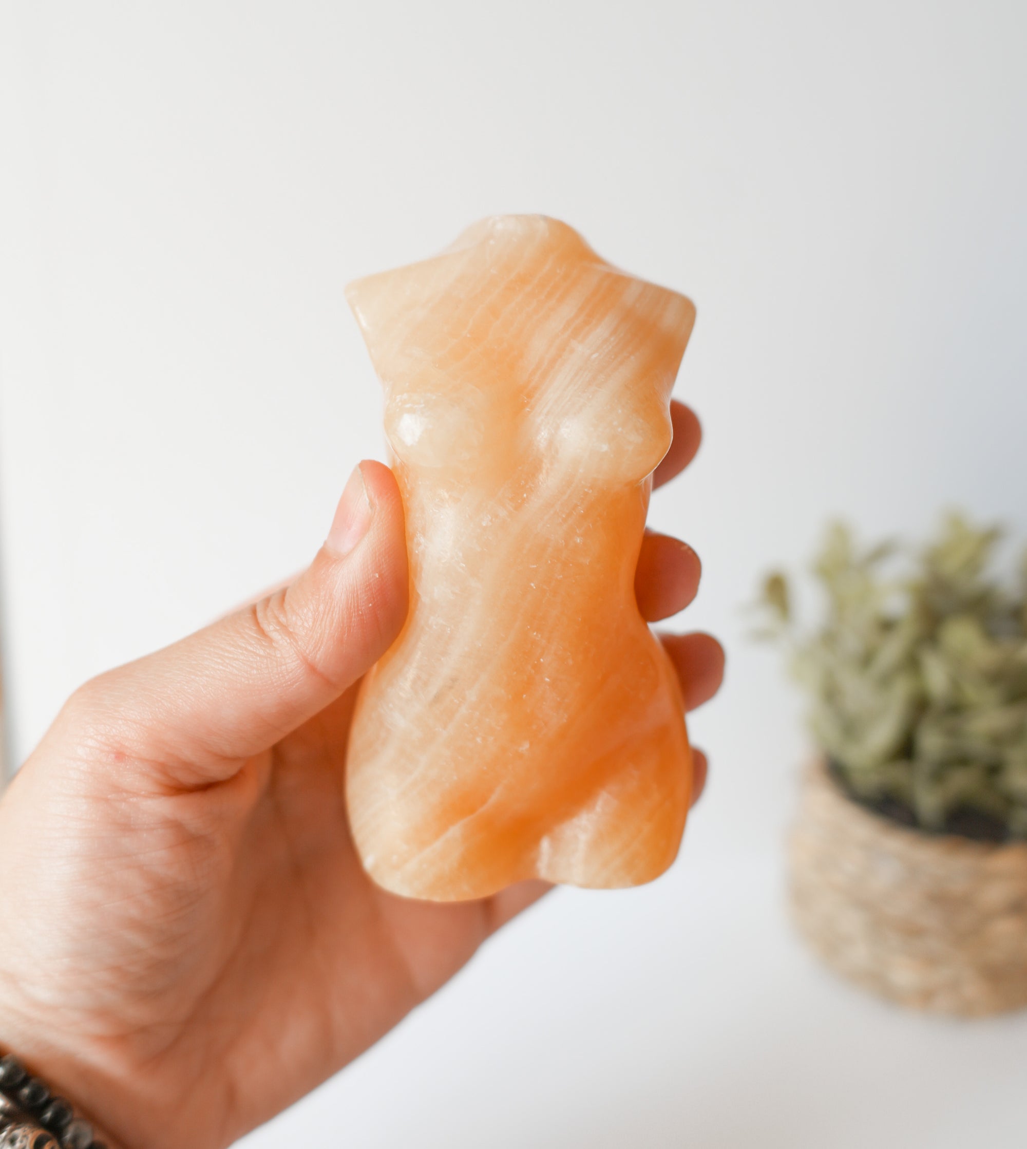 Busto de Calcita – Paz, Claridad y Energía Renovadora