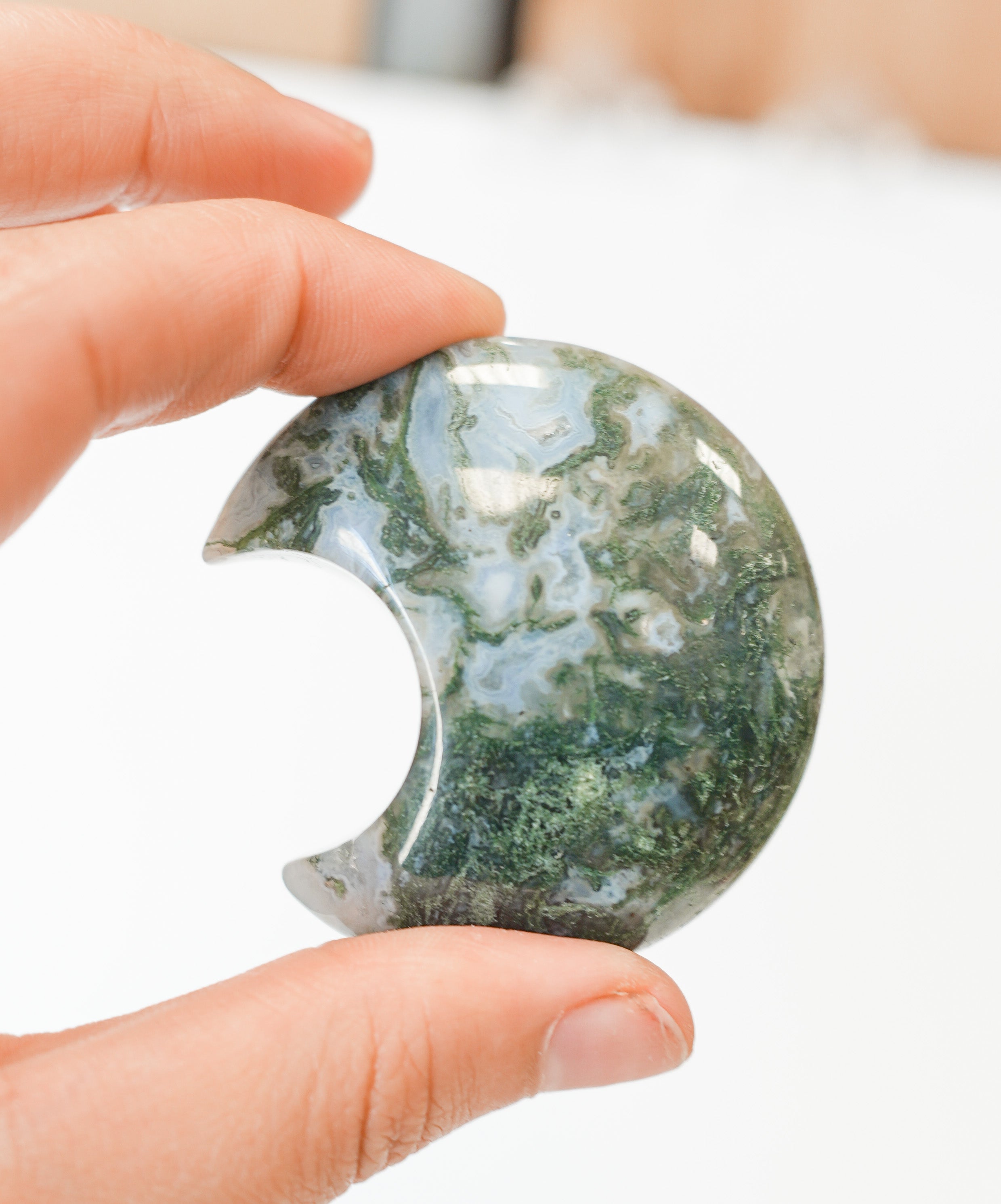 Luna de Ágata Musgosa – Armonía, Naturaleza y Crecimiento Interior