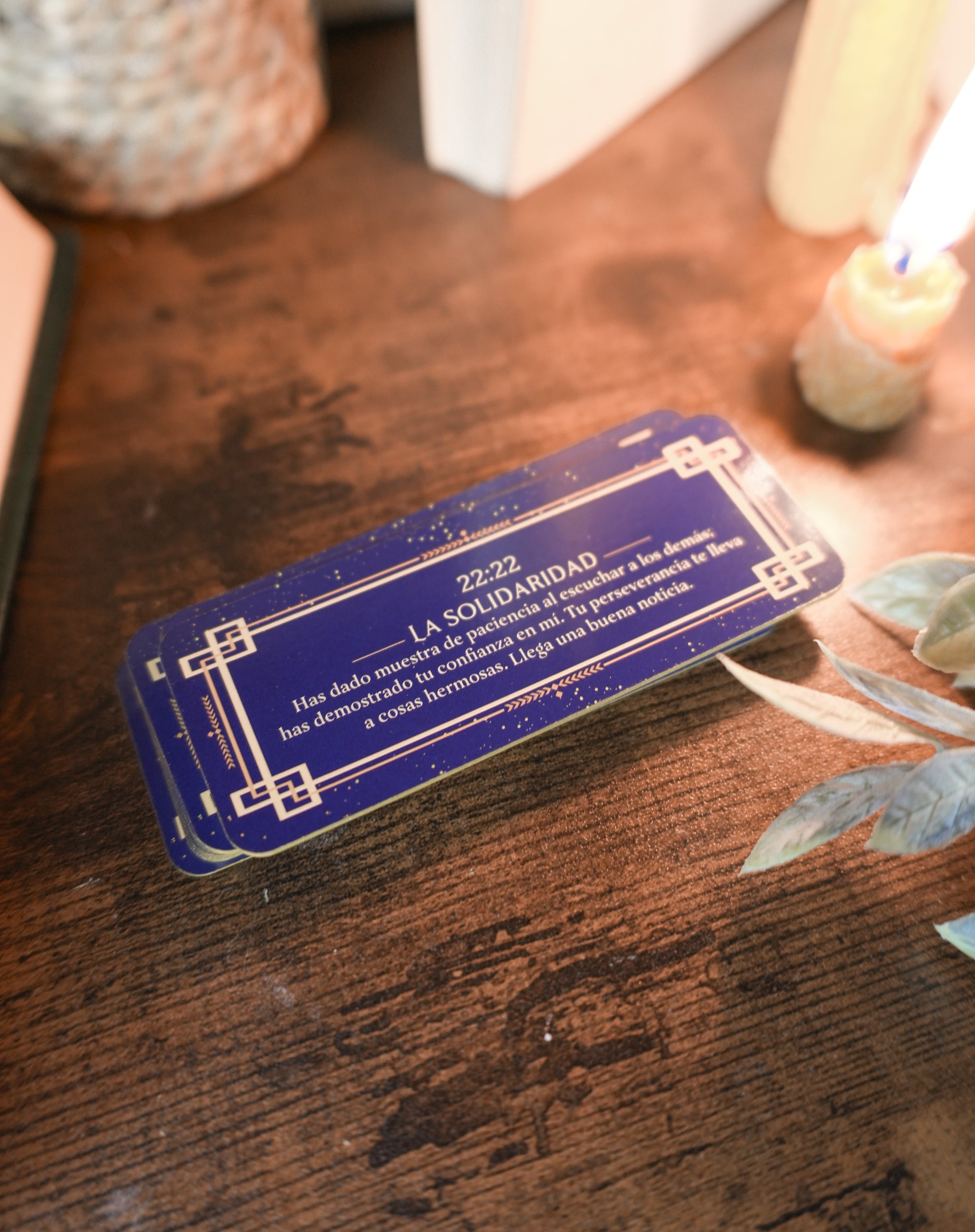 EL PEQUEÑO ORÁCULO DE LAS HORAS ESPEJO