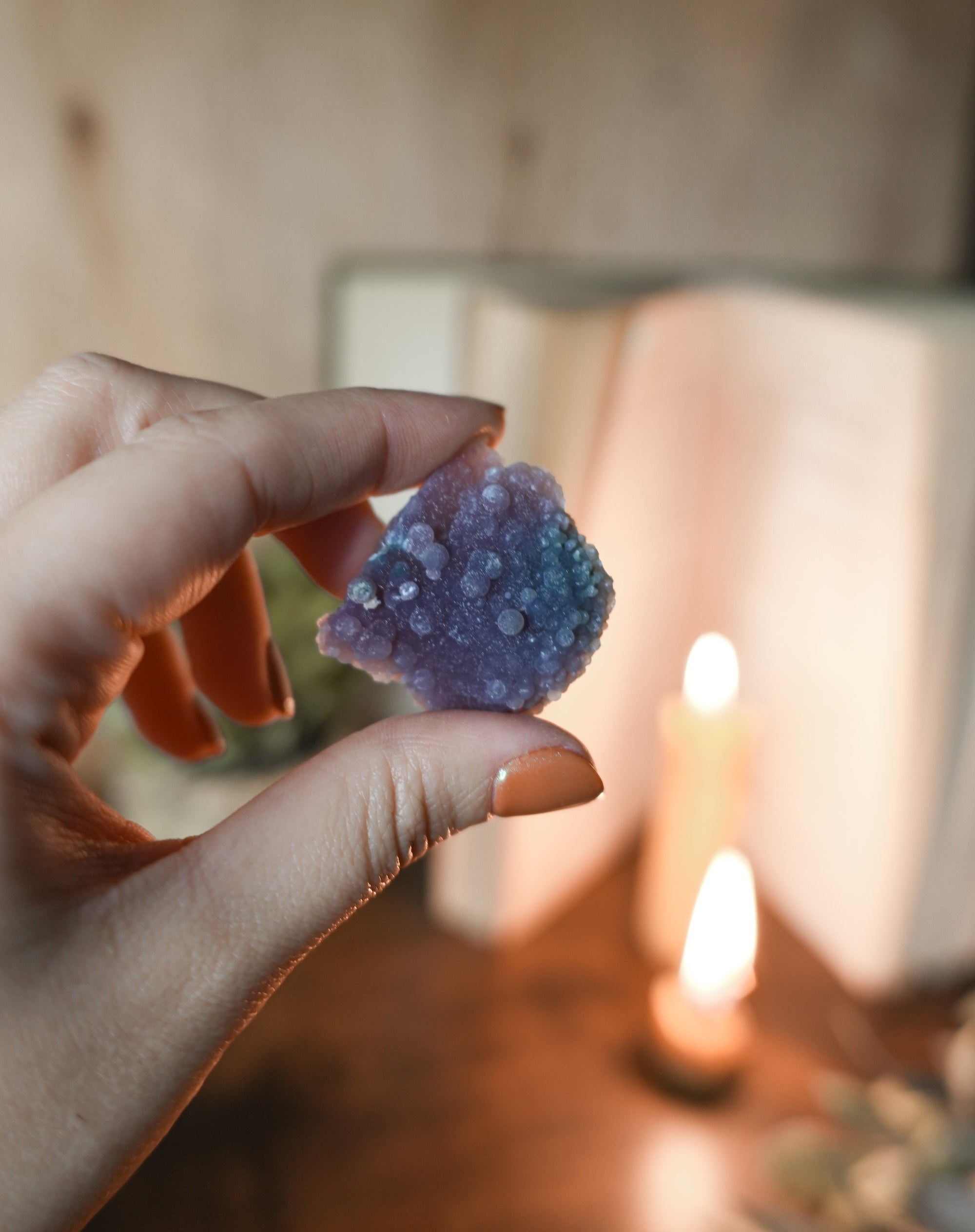 Ágata Uva – Intuición, calma profunda y conexión espiritual