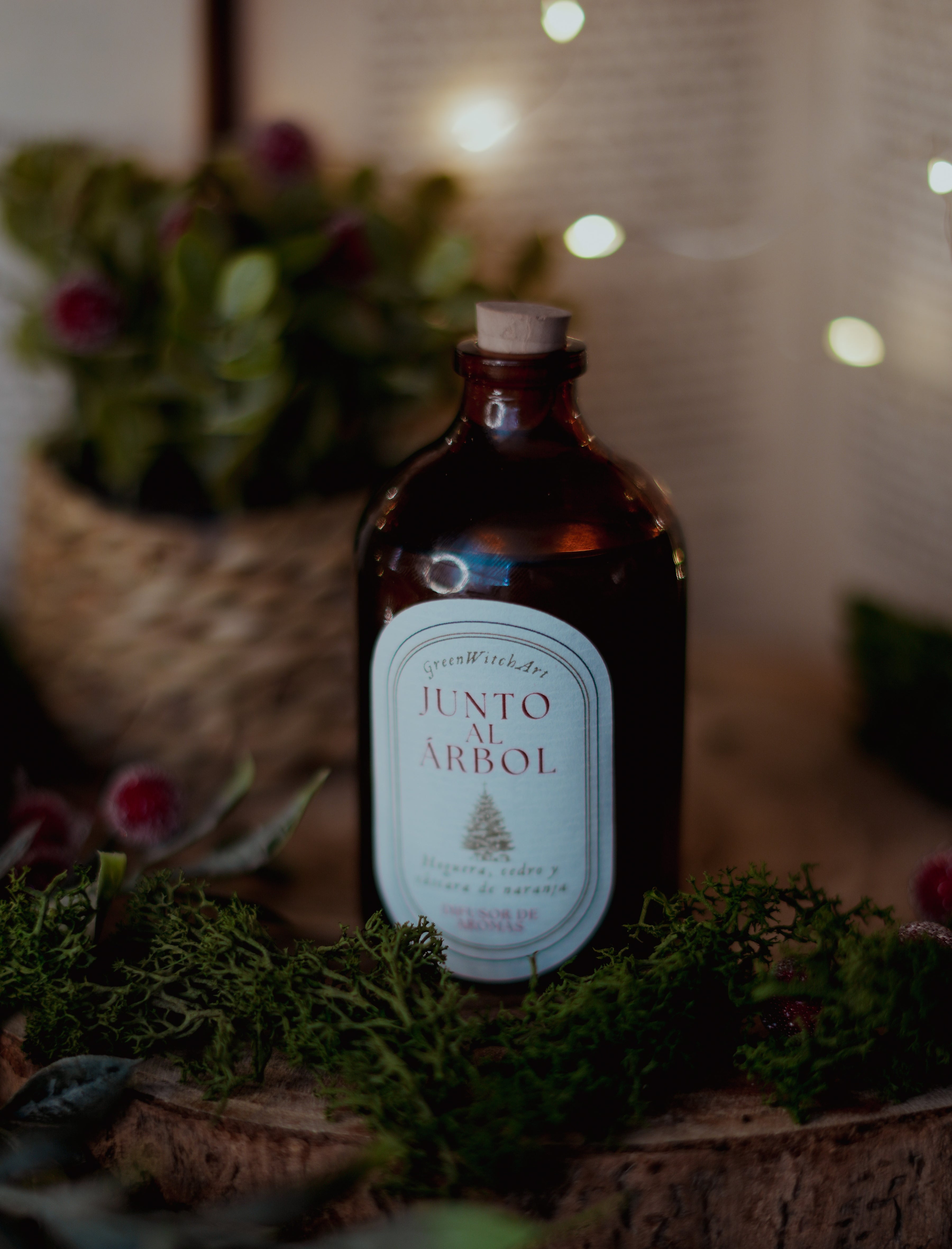 Difusor Junto al Árbol – Chimenea & Bosque