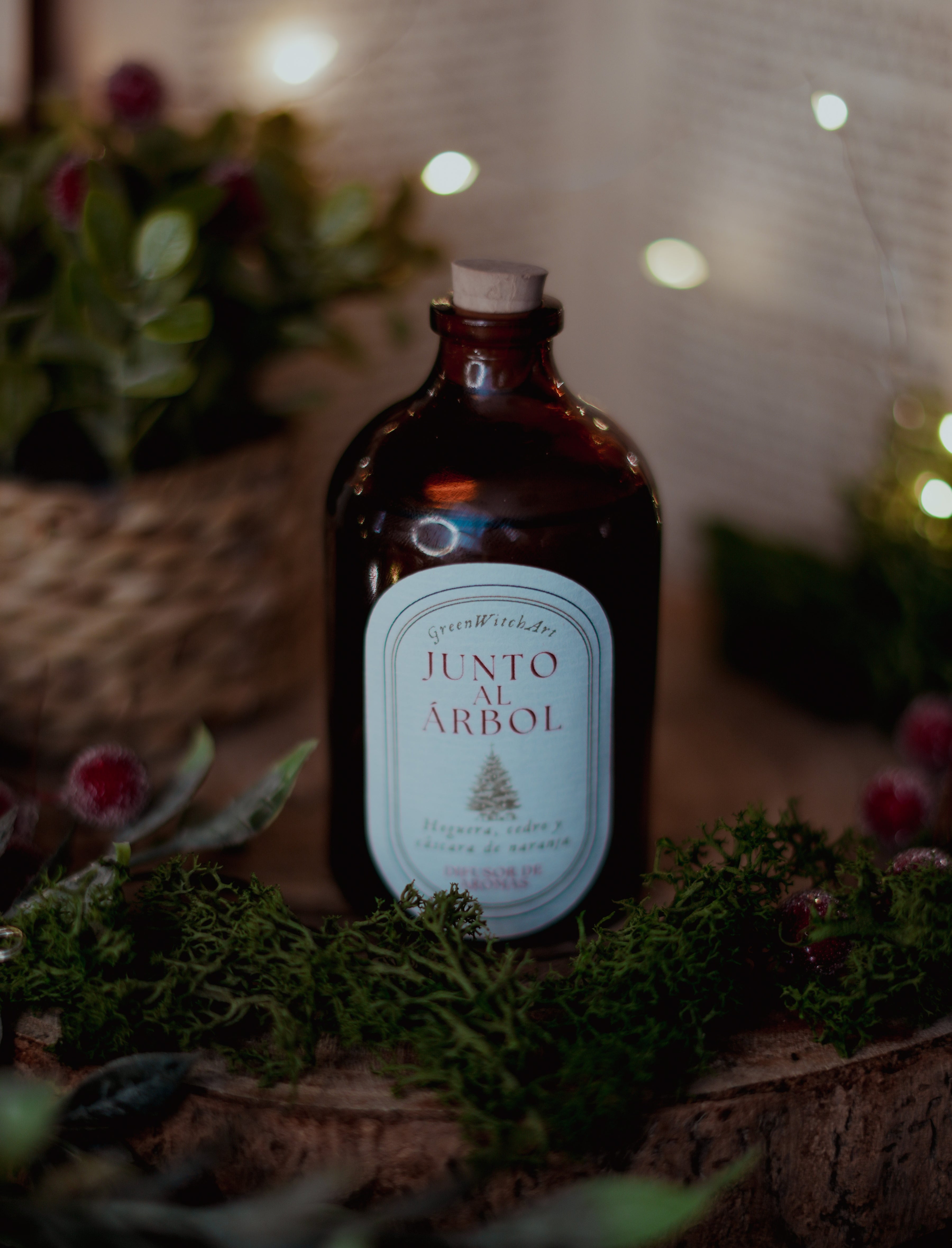Difusor Junto al Árbol – Chimenea & Bosque
