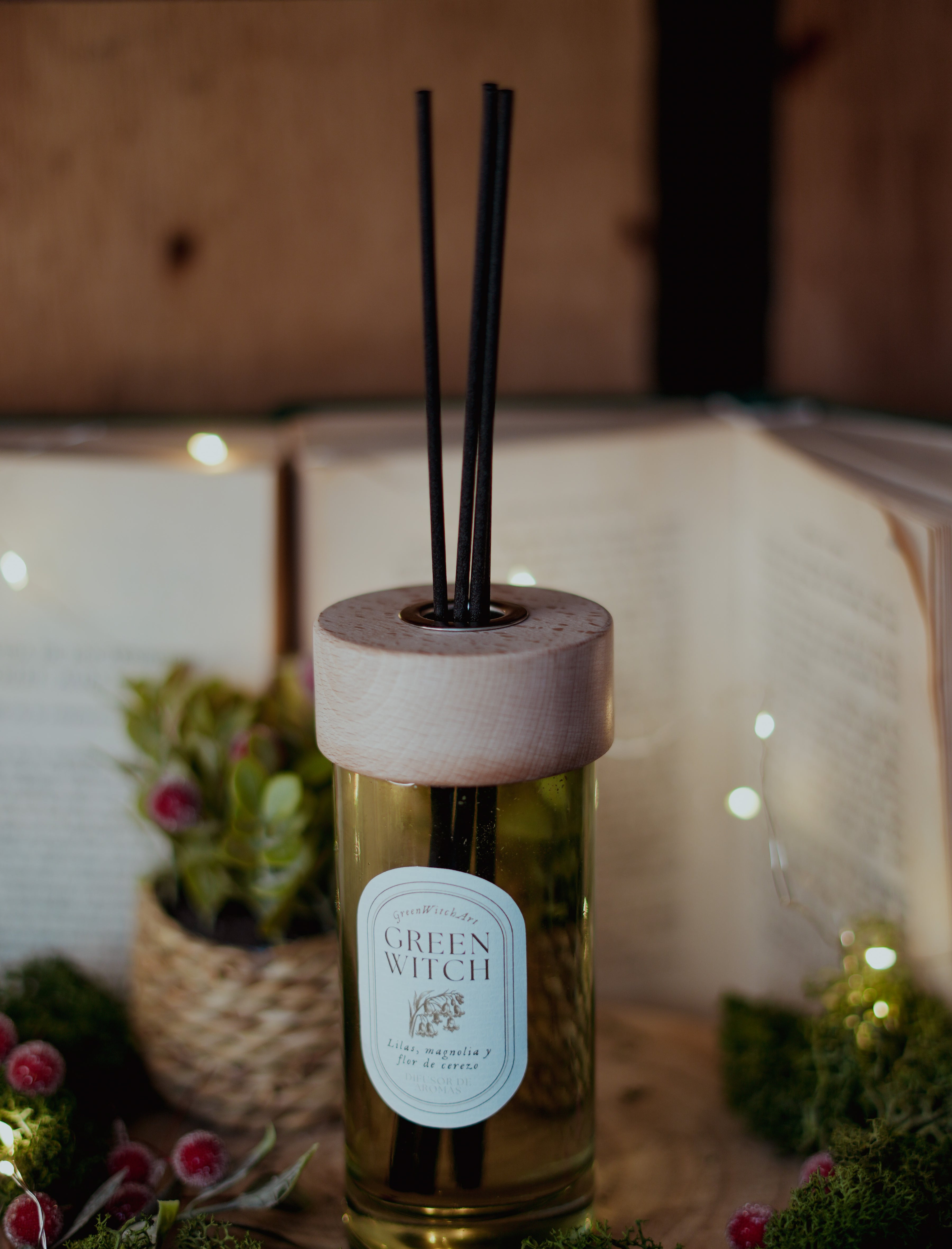 Difusor Green Witch – Lilas, Magnolias & Flor de Cerezo