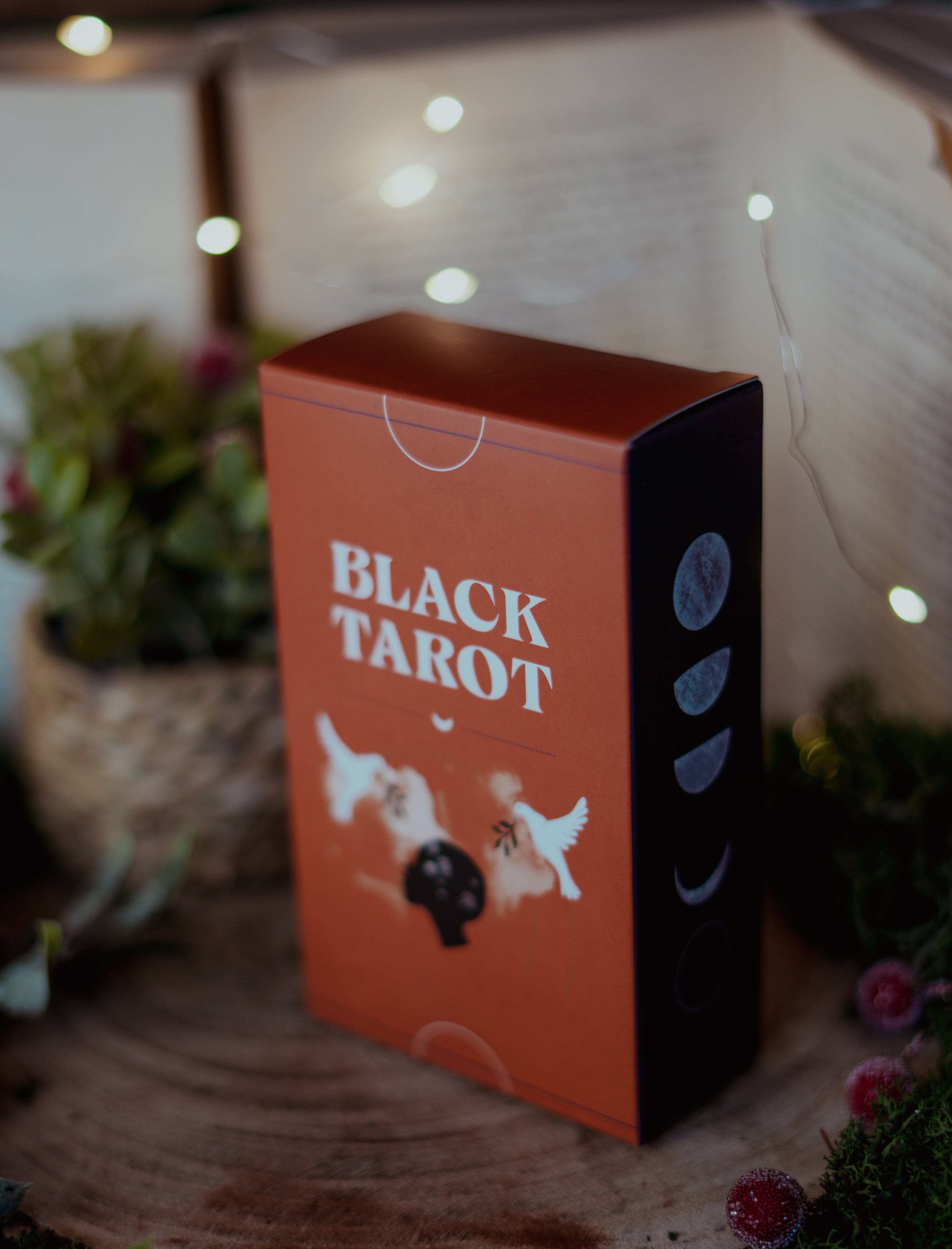 Black Tarot - INGLÉS