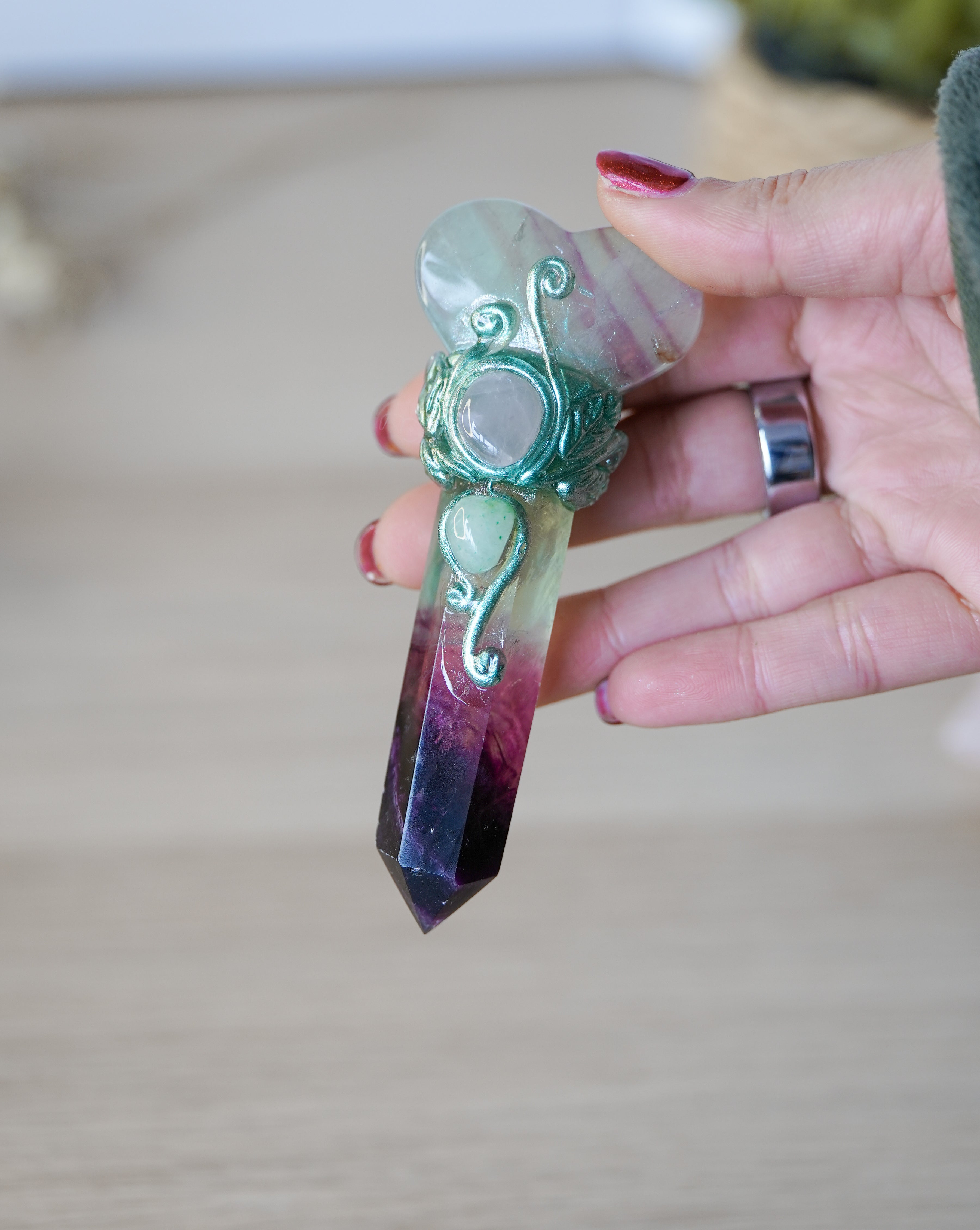 Varita Mineral – Energía, Equilibrio y Canalización de Luz Pequeña