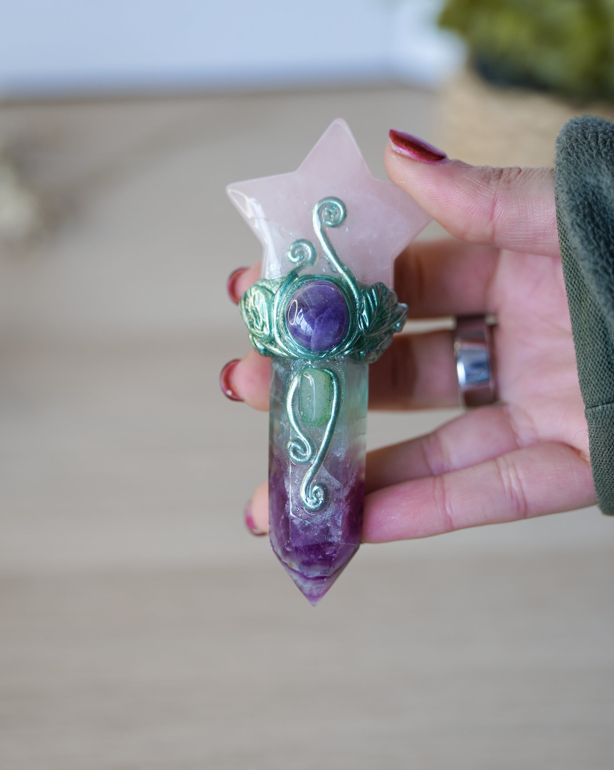 Varita Mineral – Energía, Equilibrio y Canalización de Luz Pequeña