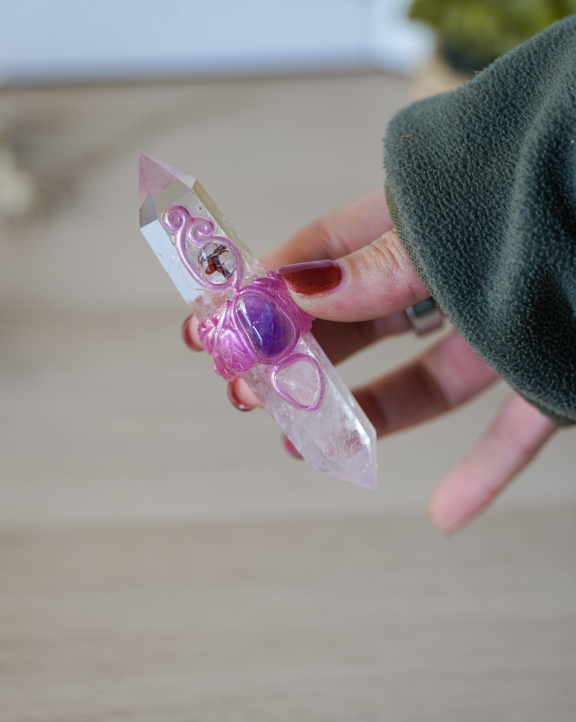 Varita Mineral – Energía, Equilibrio y Canalización de Luz Pequeña