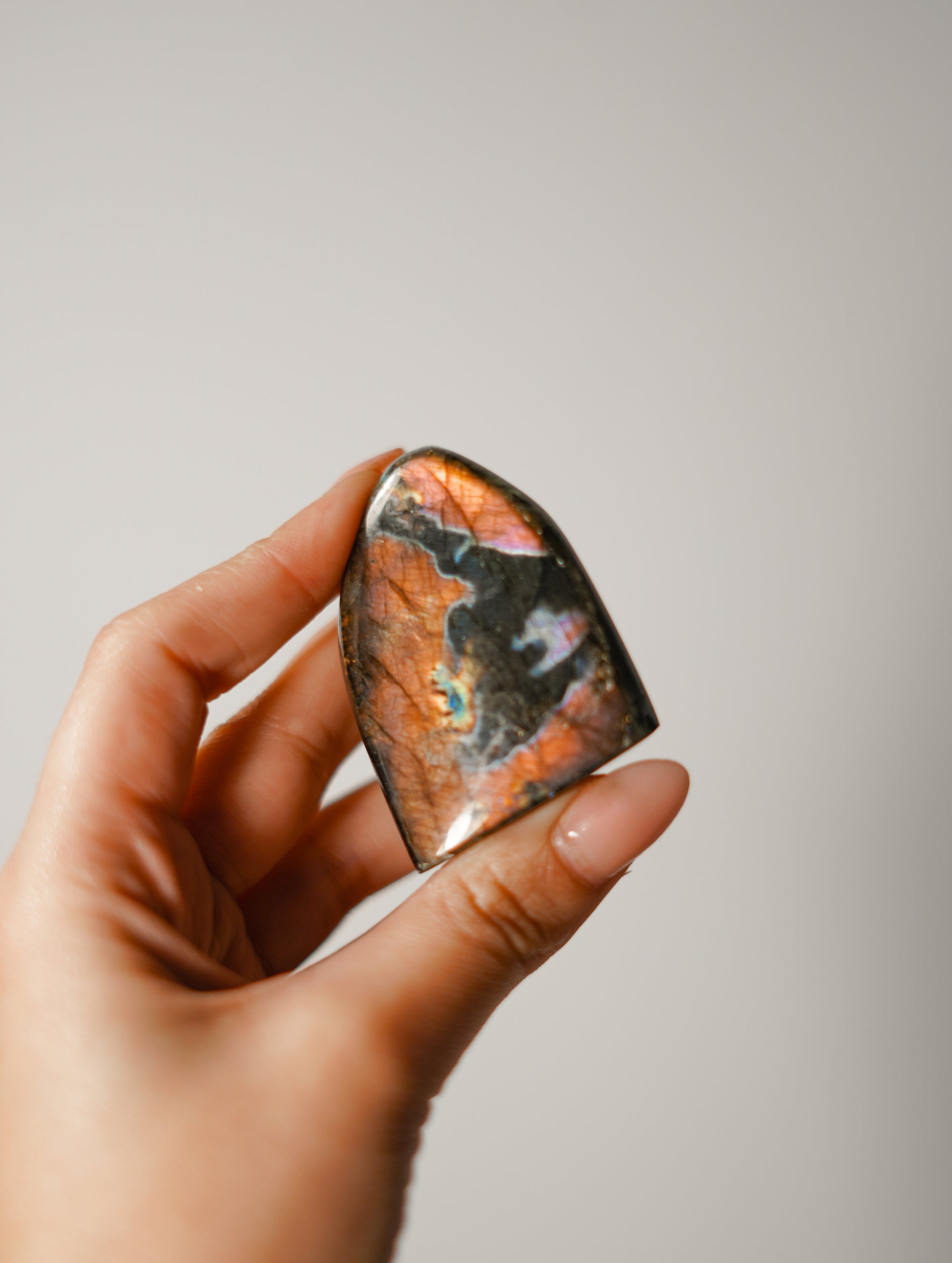 Labradorita Forma Libre Natural