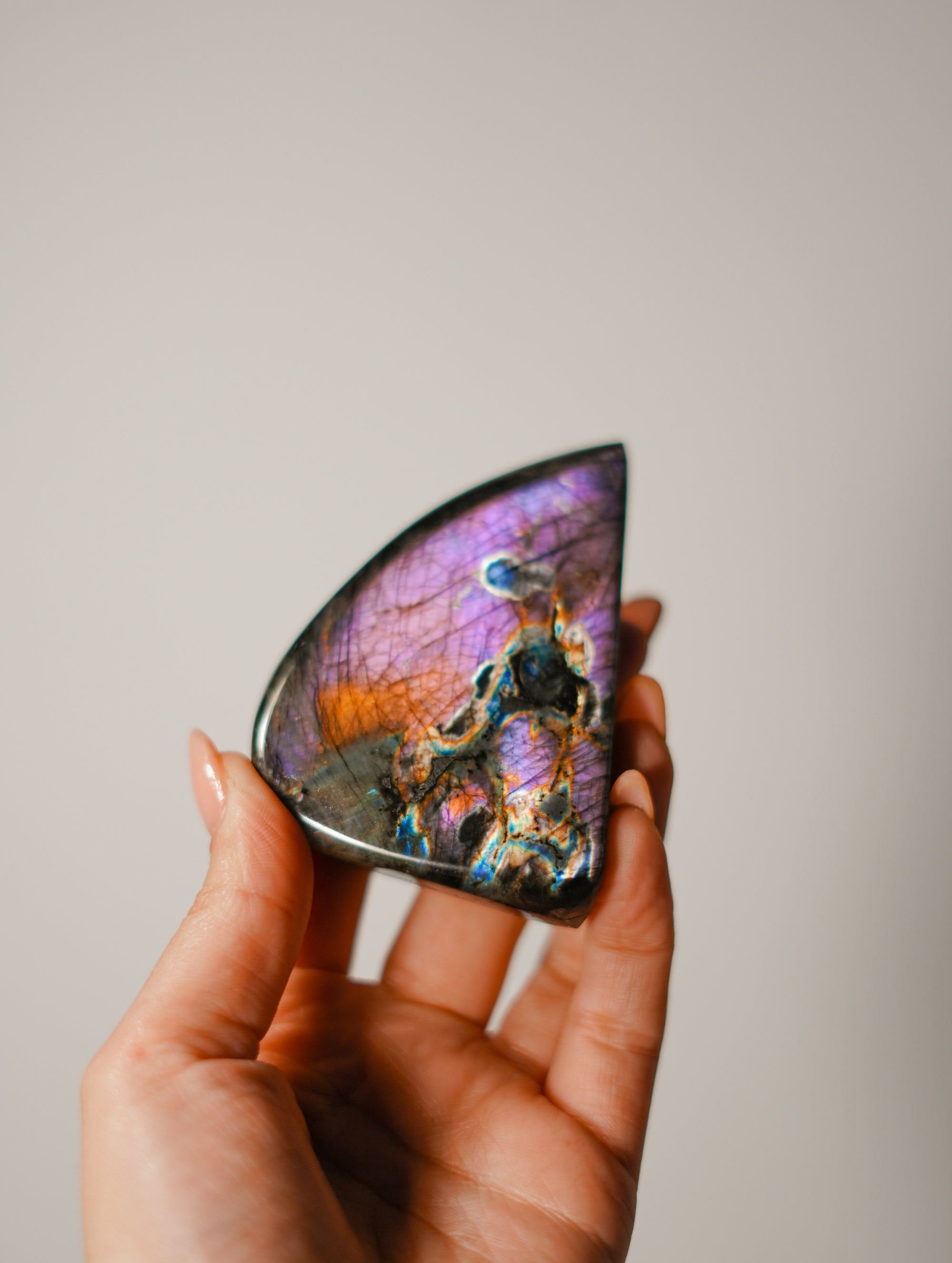 Labradorita Forma Libre Natural