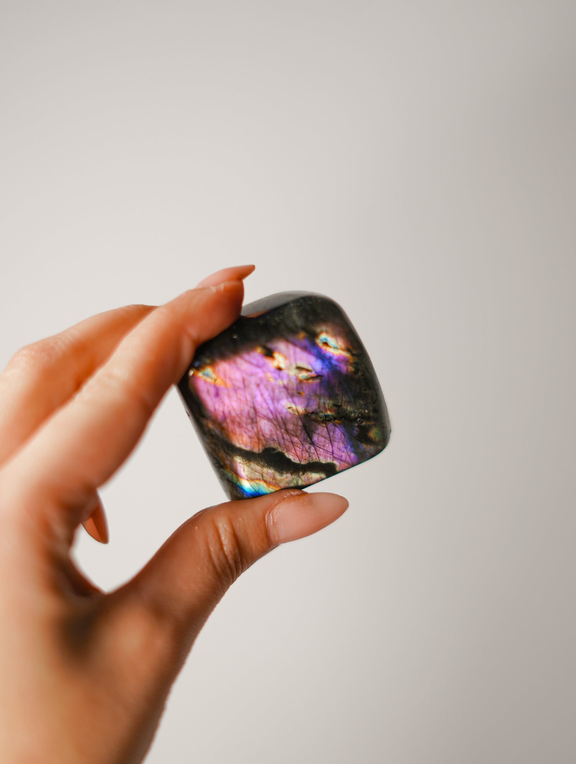 Labradorita Forma Libre Natural