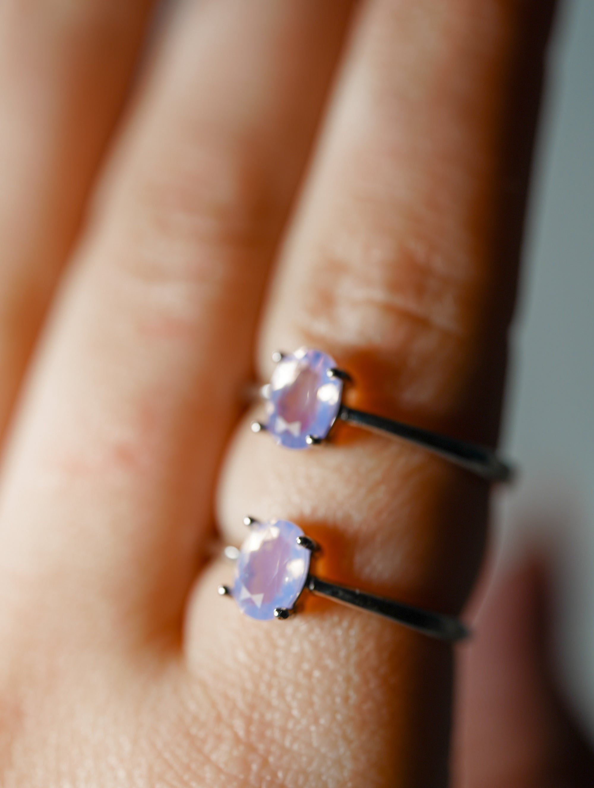 Anillo de Amatista Lavanda y Plata – Ajustable